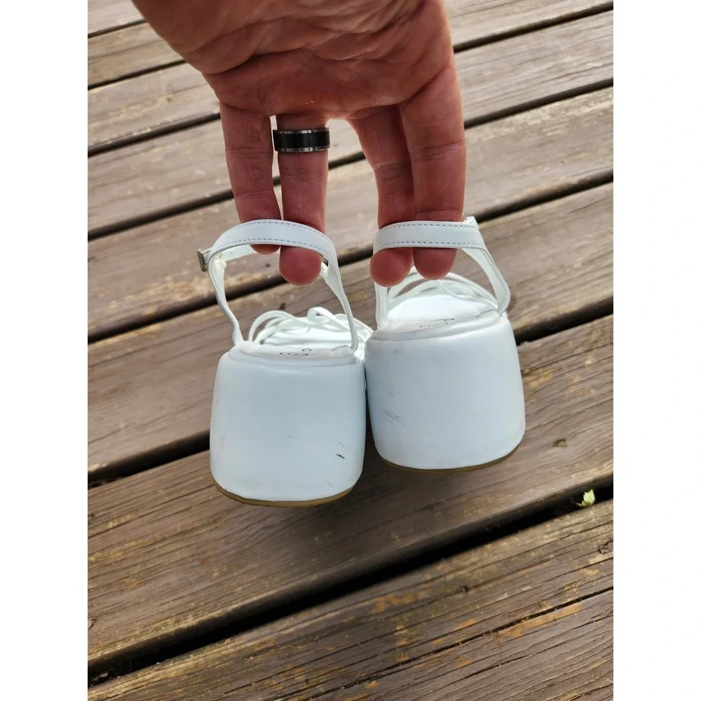 Vintage 90s Y2K Fioni Wedge Sandals White Strappy Platform Bratz Chunky Heel 7.5